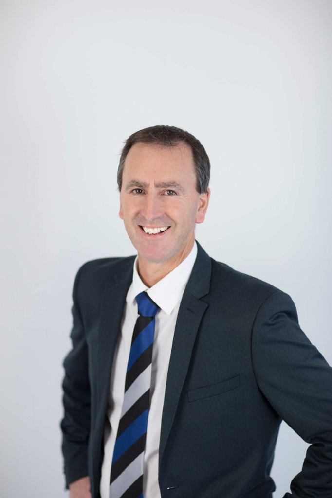 Commercial Headshots :: Ian Ashton, Harcourts